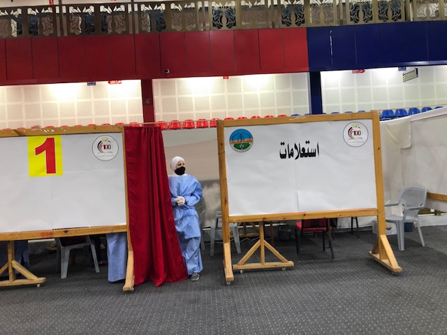 مشاركه كليه التمريض في  عمليه التطعيم