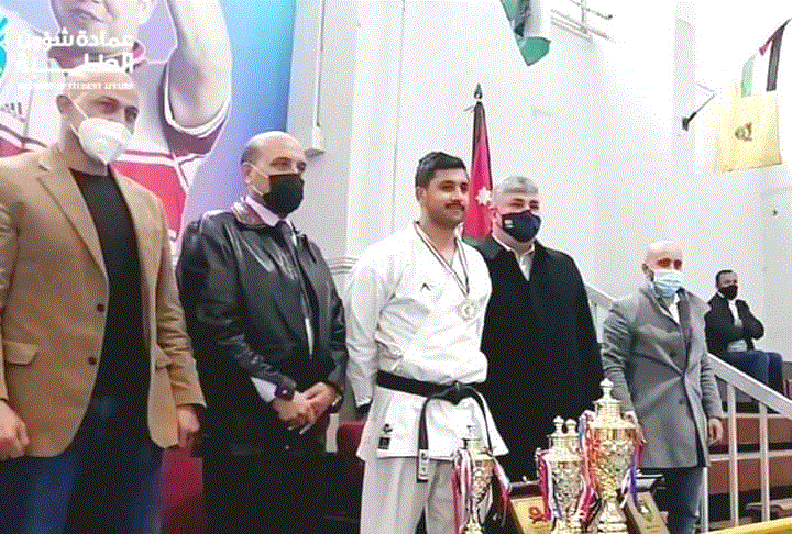  جامعة الزرقاء - فوز الطالب إبراهيم أحمد مطاوع في برونزية بطولة الكاراتيه