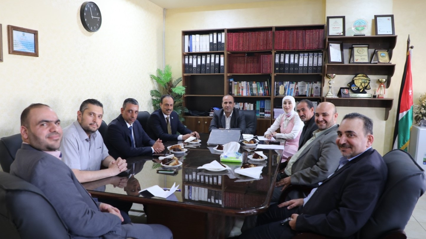 وحدة التطوير وضمان الجودة في جامعة الزرقاء تقوم بعدد من الزيارات الميدانية