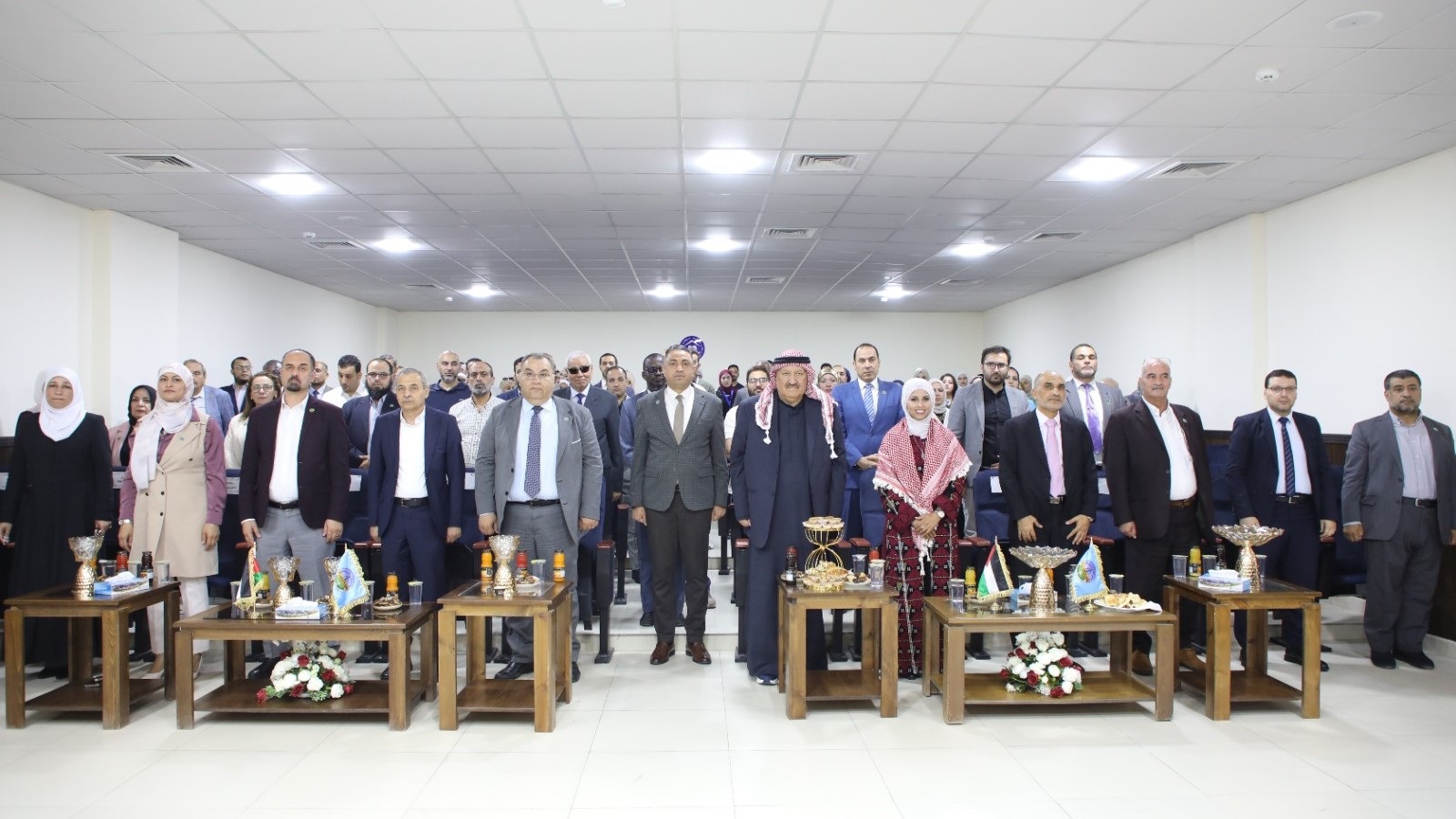 كلية طب الأسنان بجامعة الزرقاء تنظّم اليوم العلمي الأول