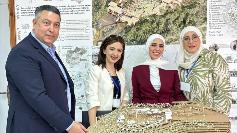 جامعة الزرقاء تشارك في مناقشات "تخرّج هندسة العمارة" بالعلوم والتكنولوجيا