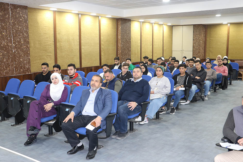 Zarqa University - جامعة الزرقاء تعقد ورشة عمل حول الانترنت والواقع الافتراضي